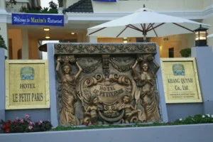 Le Petit Paris Hotel – Công Ty TNHH Khang Quỳnh