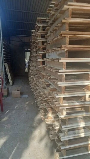 Pallet Gỗ Vĩnh Hiền