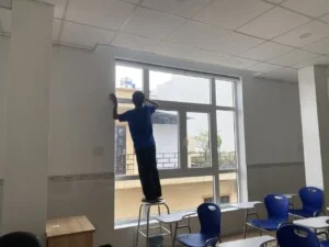 Vệ Sinh Công Nghiệp Hoàng Việt SG – Công Ty TNHH Thương Mại Dịch Vụ Phát Triển Hoàng Việt SG