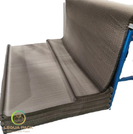 Thanh Nẹp Giấy Lê Quang – Công Ty TNHH Đầu Tư Sản Xuất Công Nghiệp Lê Quang