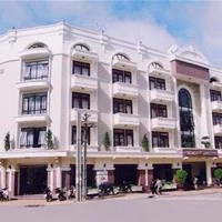 Khach San C