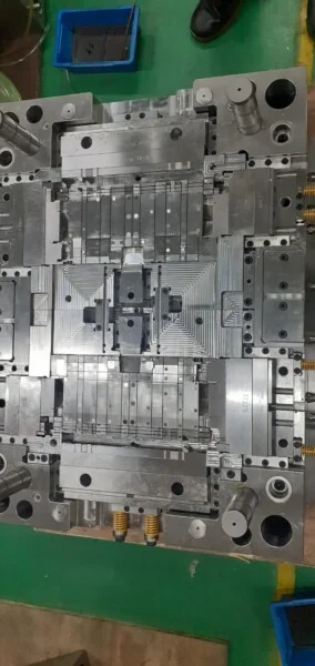 Cơ Khí Khuôn Việt – Công Ty TNHH Thương Mại Và Sản Xuất Cơ Khí Khuôn Việt