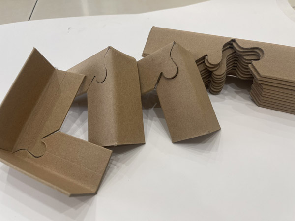 Bao Bì Carton Phú Vinh Phúc – Công Ty TNHH Một Thành Viên Sản xuất Thương Mại Giấy Phú Vinh Phúc