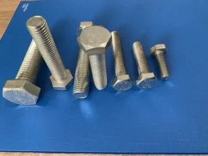 Tán Hợp Nhất  –  Công Ty TNHH Thương Mại Và XNK Hợp Nhất