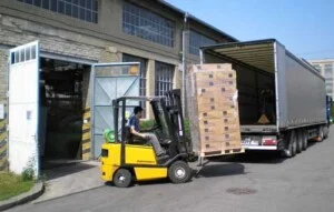 Công Ty TNHH Thương Mại Dịch Vụ Giao Nhận Gia Thành