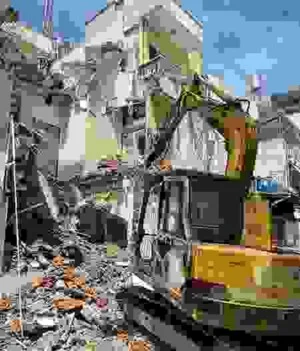 Phá Dỡ Công Trình Tấn Hưng Phát – Công Ty TNHH Đầu Tư Thương Mại Dịch Vụ Xây Dựng Tấn Hưng Phát