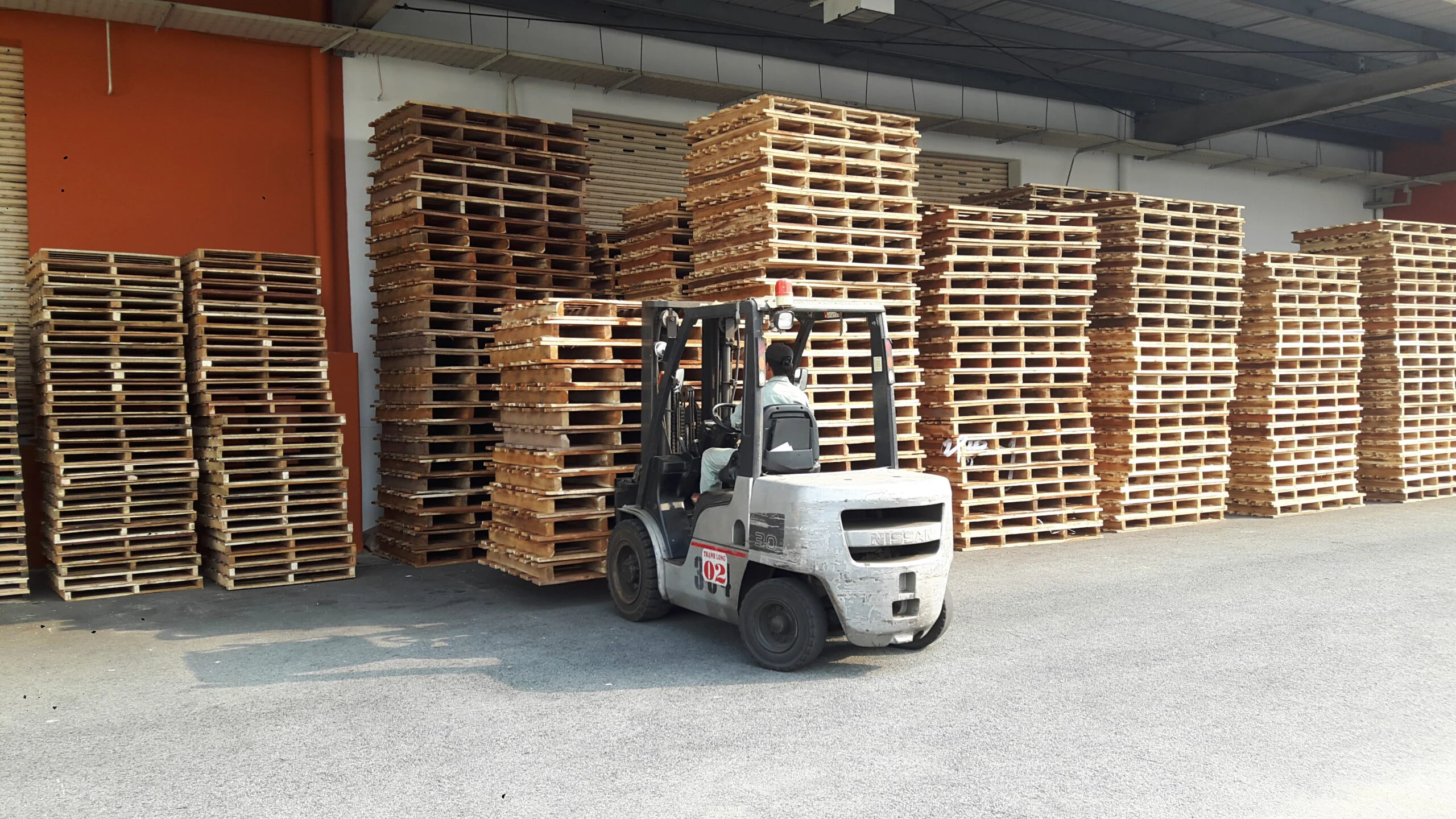Pallet Gỗ Sao Mai Bình Dương – Công ty TNHH Pallet Sao Mai