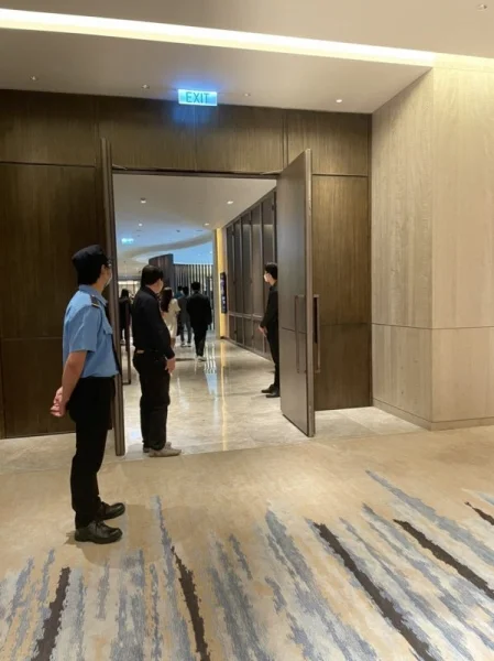 Suất Ăn Hoàng Nhật Quang – Công Ty TNHH Kinh Doanh và Đầu Tư Hoàng Nhật Quang