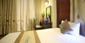 Khách Sạn Moon View 2