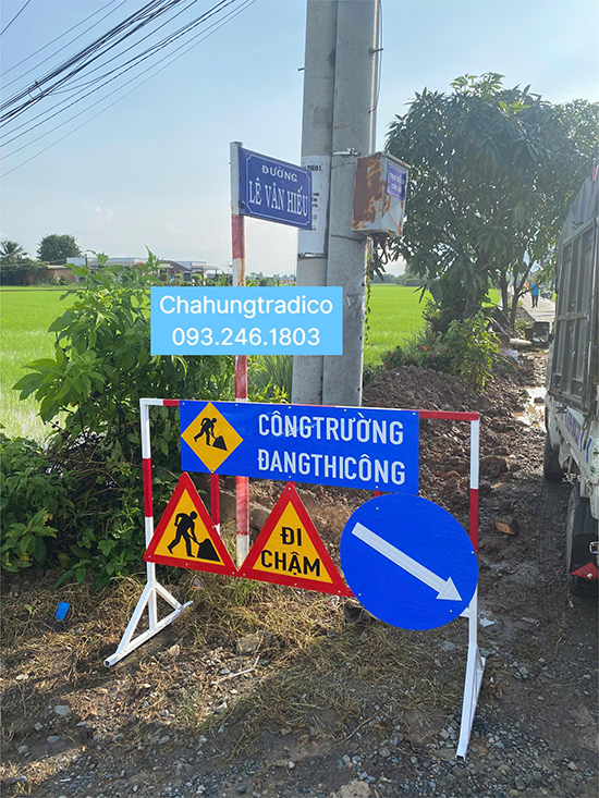 Biển Báo Giao Thông Mai Chấn Hưng – Công Ty TNHH SX TM & DV Mai Chấn Hưng