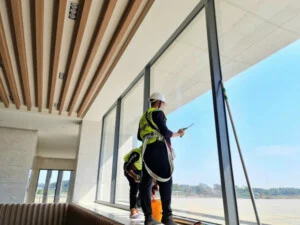 Vệ Sinh Công Nghiệp Green House – Công Ty TNHH TM Và DV Nguyên Trung Green House