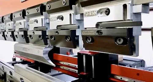 Gia Công Kim Loại Tấm Nhật Vượng – Công Ty Cổ Phần Sản Xuất Cơ Khí Nhật Vượng