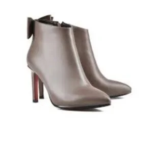 Giầy Ngọc Hà – Công Ty Cổ Phần Giầy Ngọc Hà