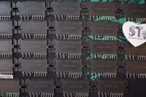 Cửa Hàng Linh Kiện ST