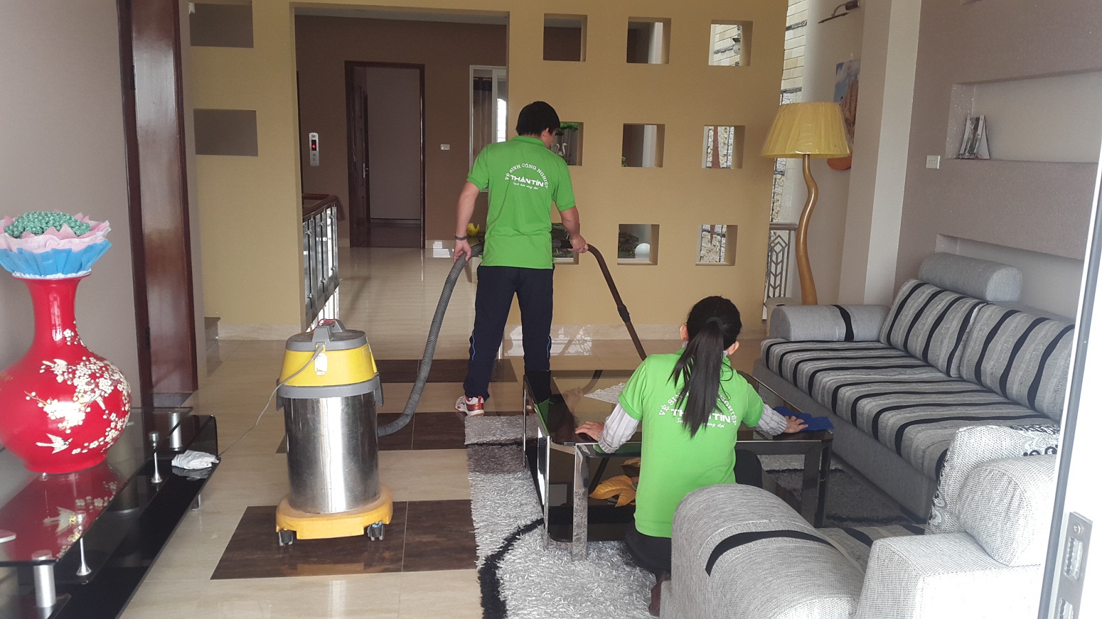 Vệ Sinh Công Nghiệp Thân Tín – Công Ty Cổ Phần Thương Mại Và Dịch Vụ Thân Tín