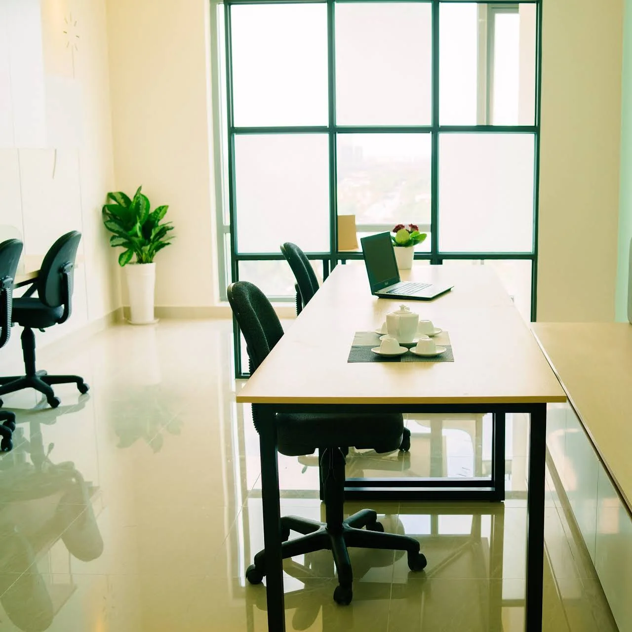 Unit Office Share – Công Ty TNHH Icolink Management