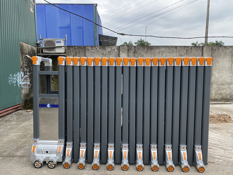 Cổng Xếp Inox Tự Động Autogate – Công Ty Cổ Phần Golden Việt