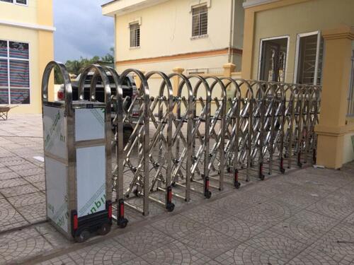 Cổng Xếp Inox Tự Động Autogate – Công Ty Cổ Phần Golden Việt