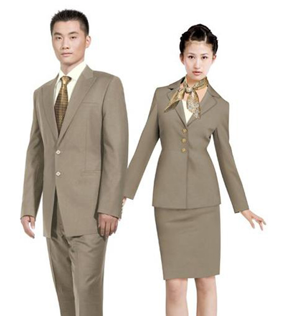 1355455695trang-phuc-cong-so-3