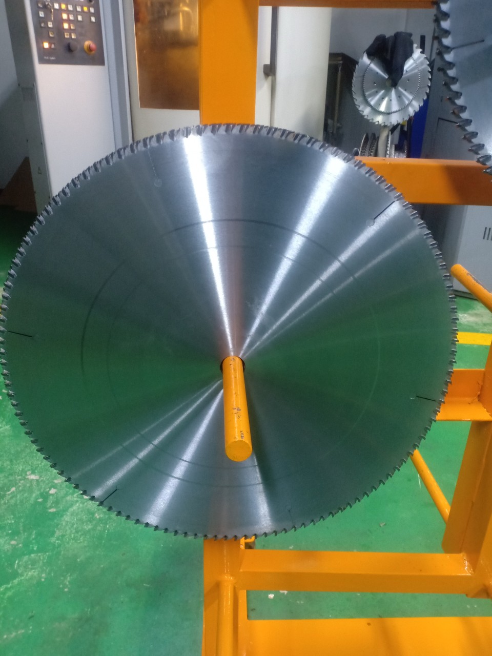 Lưỡi Cưa Hưng Phát – Công Ty TNHH Sản Xuất Thương Mại Ngọc Hưng Phát