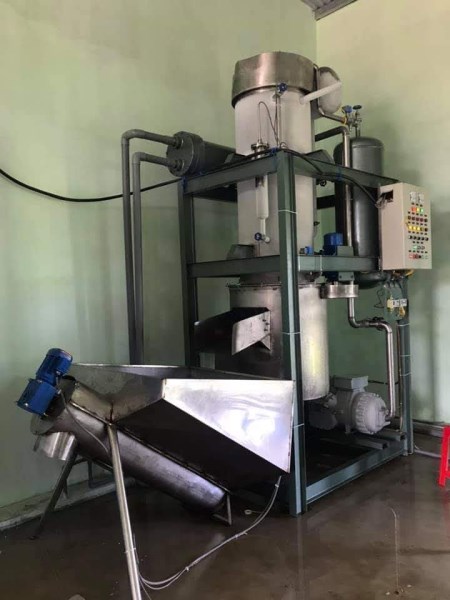 Máy đá viên Quang Trung